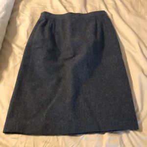 Wool skirt
